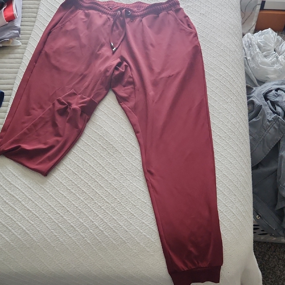 Men's Maroon Jogger Pants
